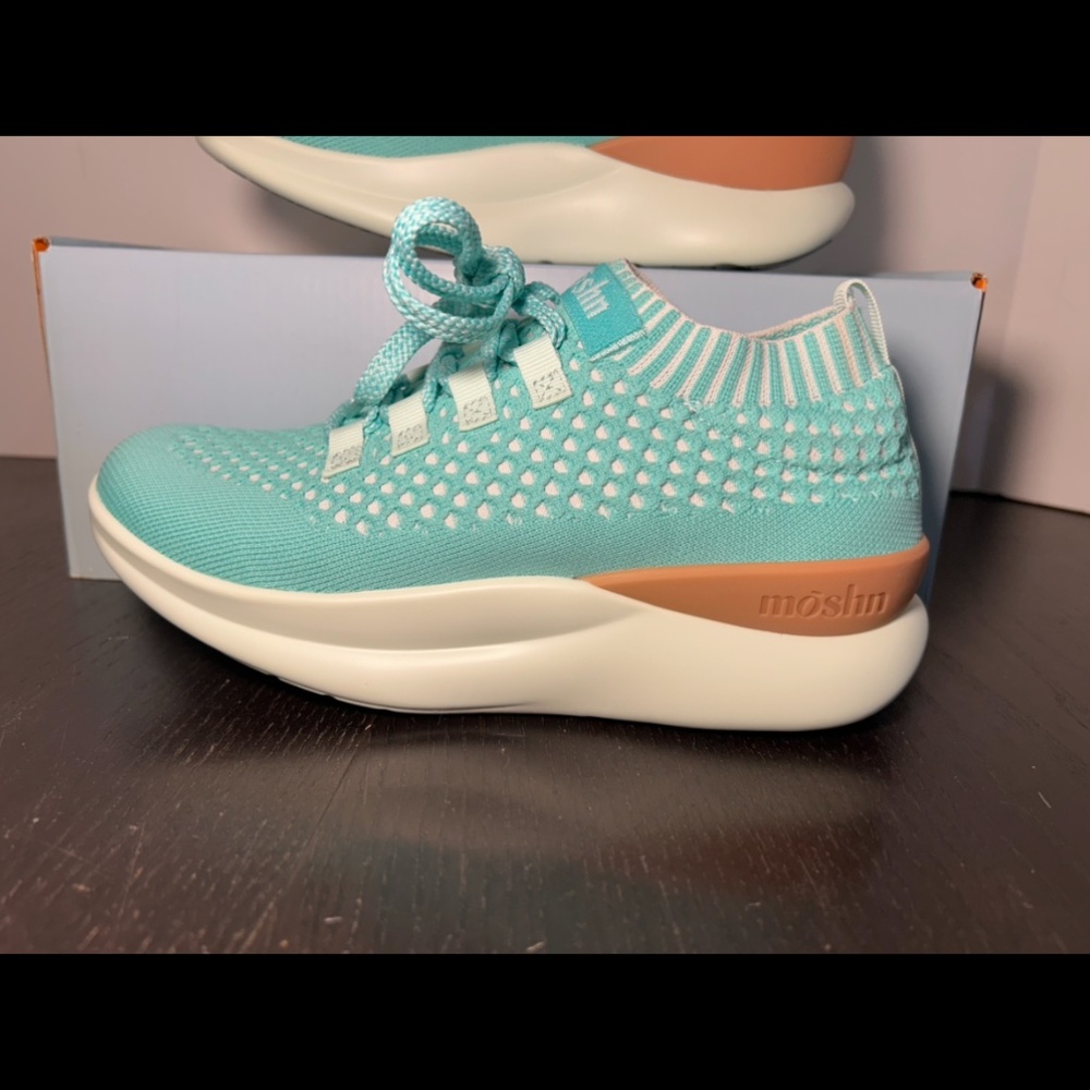 Moshn By Klogs Vigor Knit Shoes Sneakers Aqua Green Womans 6M - Picture 6 of 16